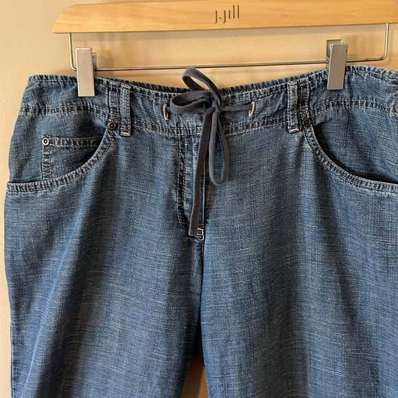 J Jill Chambray Cropped Pants Size 8 - Picture 2 of 5